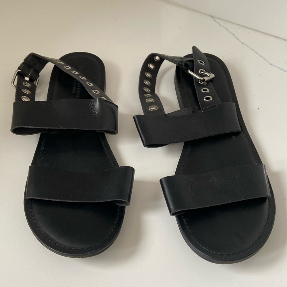 American Eagle Sandals